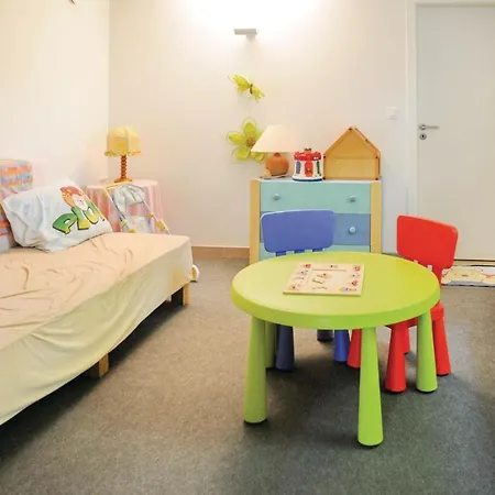 Five-bedroom Holiday In Дом отдыха *